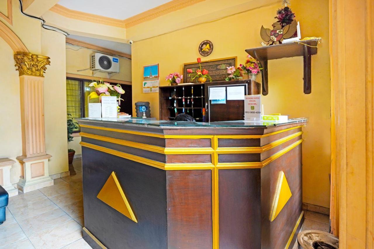 Oyo 91390 Kost Grand Royal Elite Hotel Сурабая Екстериор снимка